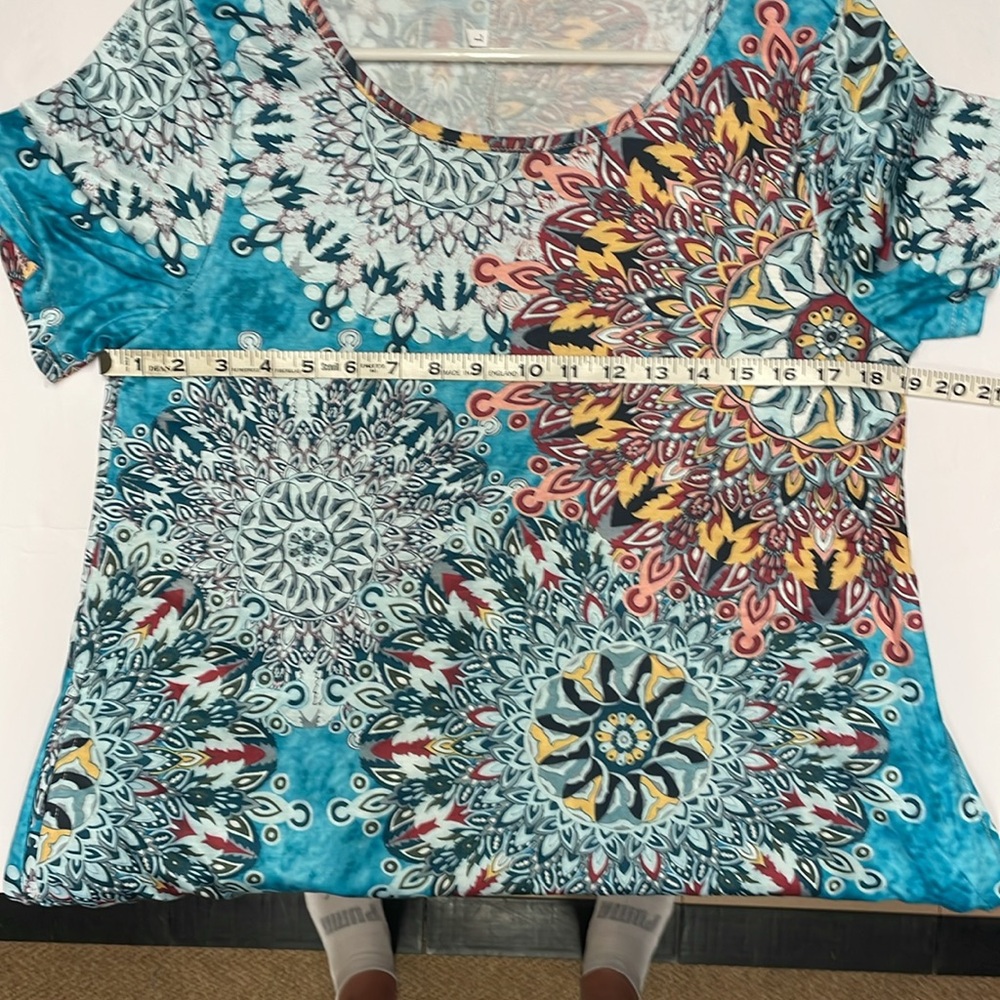 Colorful Lightweight Dress - Picture 8 of 8